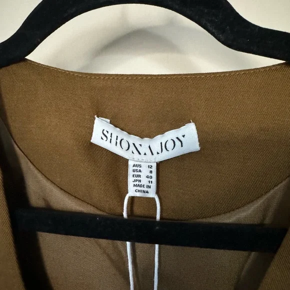 NWT Shona Joy Sara set - utility relaxed pant and fitted vest - Picture 4 of 10